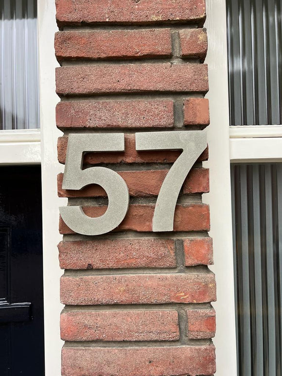 Huisnummer Beton 5 - Stijlvol en Duurzaam